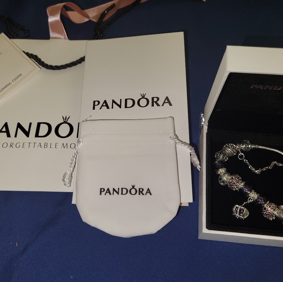 Pandora bracelet - Picture 2 of 2